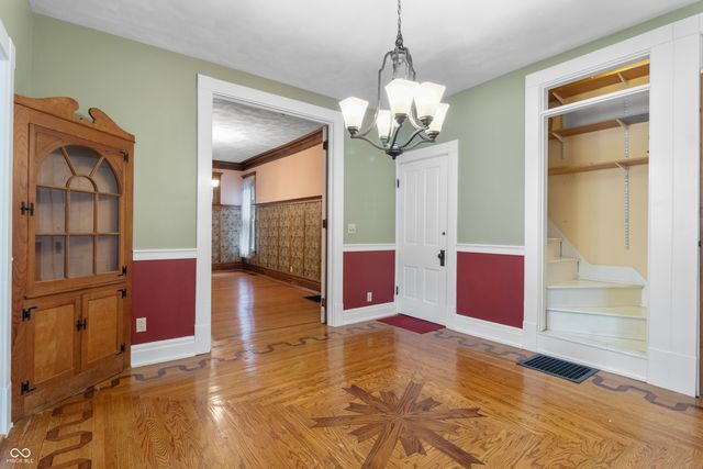 320 W 12th Street, Anderson, IN 46016