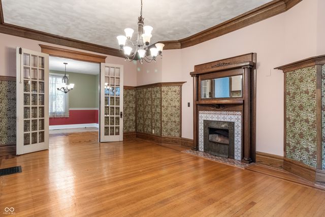 320 W 12th Street, Anderson, IN 46016