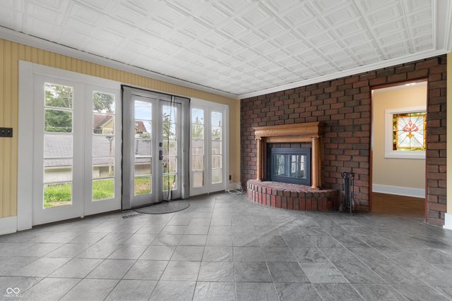 320 W 12th Street, Anderson, IN 46016