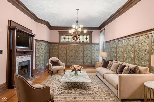 320 W 12th Street, Anderson, IN 46016