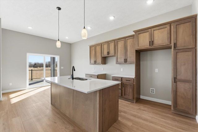 4995 COUNCIL POINTE Road, Council Bluffs, IA 51501