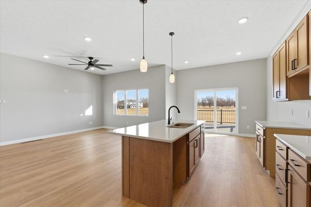 4995 COUNCIL POINTE Road, Council Bluffs, IA 51501