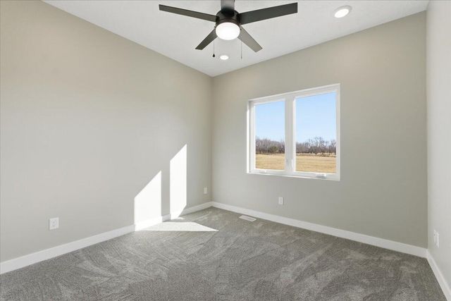 4995 COUNCIL POINTE Road, Council Bluffs, IA 51501