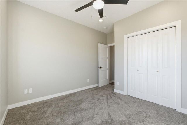 4995 COUNCIL POINTE Road, Council Bluffs, IA 51501