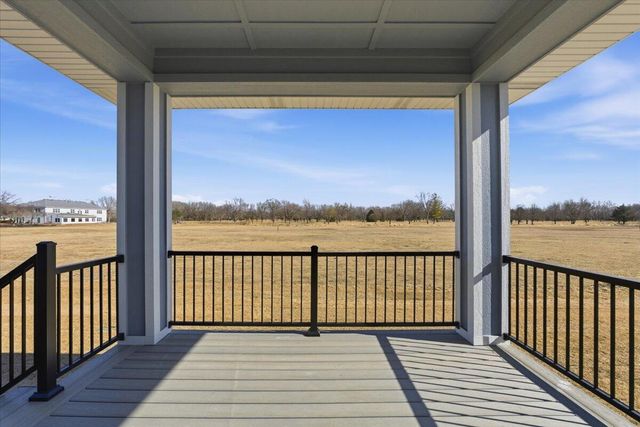 4995 COUNCIL POINTE Road, Council Bluffs, IA 51501