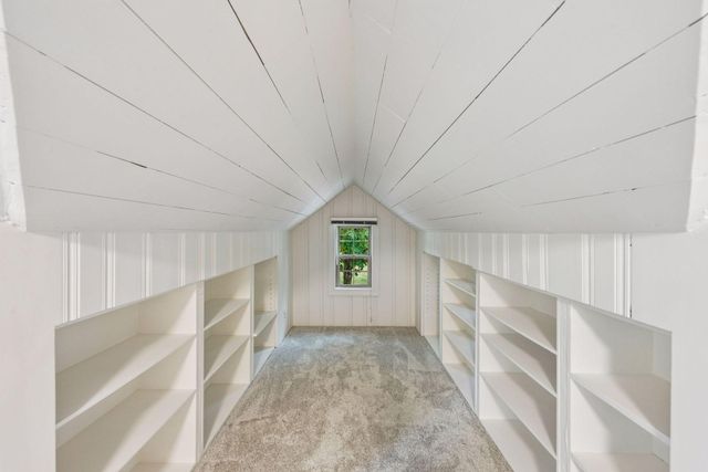 4000 Abbott Avenue S, Minneapolis, MN 55410
