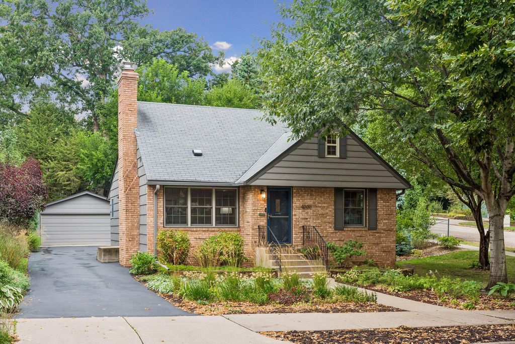 4000 Abbott Avenue S, Minneapolis, MN 55410 — exterior