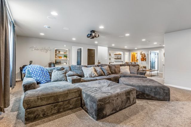 2276 14th Street W, West Fargo, ND 58078