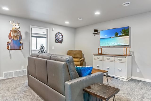 2276 14th Street W, West Fargo, ND 58078