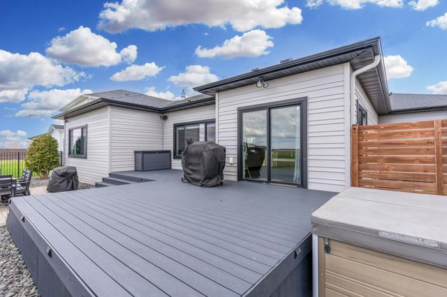 2276 14th Street W, West Fargo, ND 58078