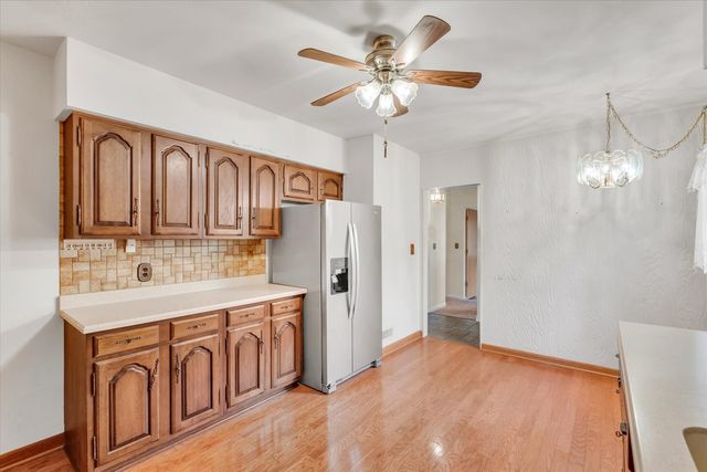 1070 20th Avenue, East Moline, IL 61244
