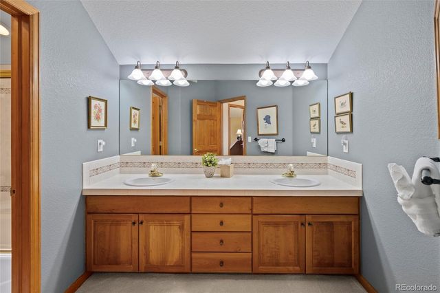 5355 Highlands Drive, Longmont, CO 80503