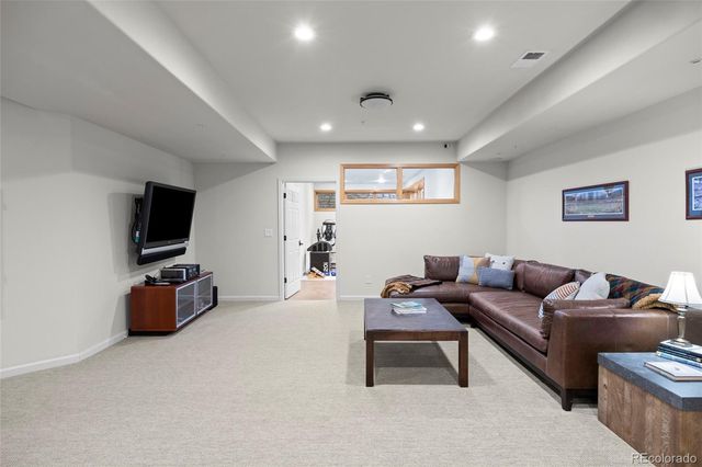 5355 Highlands Drive, Longmont, CO 80503