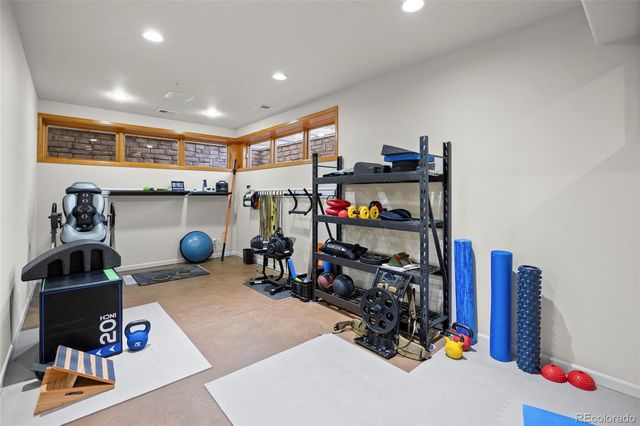 5355 Highlands Drive, Longmont, CO 80503
