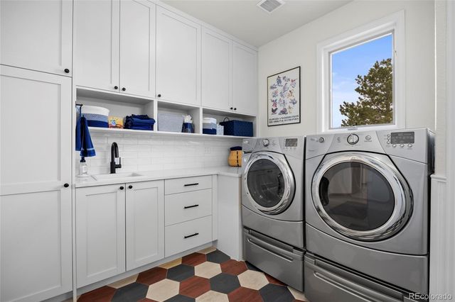 5355 Highlands Drive, Longmont, CO 80503