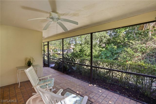 142 Old Tamiami TRL, Naples, FL 34110