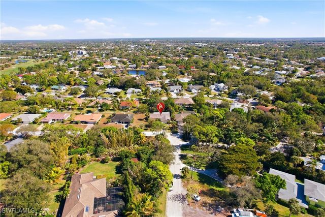 142 Old Tamiami TRL, Naples, FL 34110