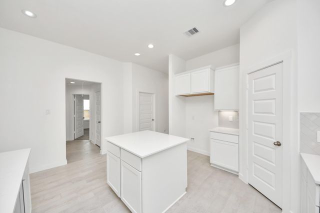 3068 Spoolwood Trail, Magnolia, TX 77355