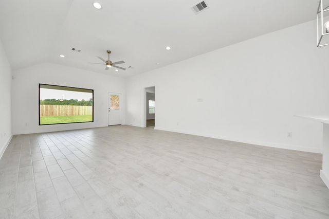 3068 Spoolwood Trail, Magnolia, TX 77355