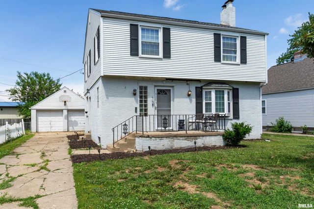 3119 N SHERWOOD Avenue, Peoria, IL 61604