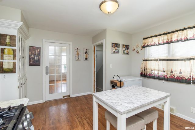 3119 N SHERWOOD Avenue, Peoria, IL 61604