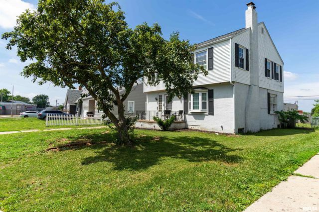 3119 N SHERWOOD Avenue, Peoria, IL 61604