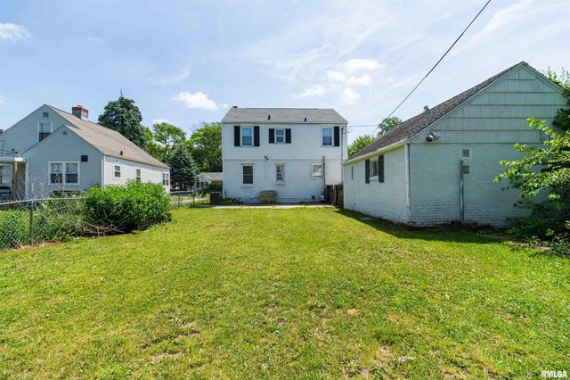 3119 N SHERWOOD Avenue, Peoria, IL 61604