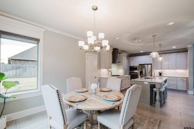 4239 Chapel Ridge, Tyler, TX 75707