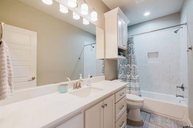 4239 Chapel Ridge, Tyler, TX 75707