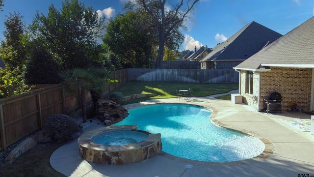4239 Chapel Ridge, Tyler, TX 75707