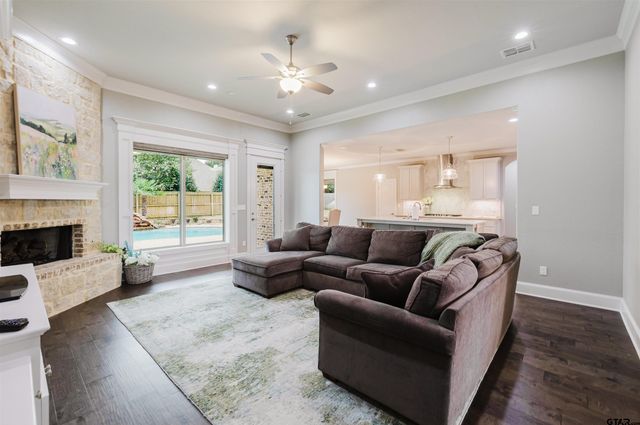 4239 Chapel Ridge, Tyler, TX 75707