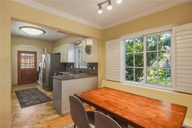 309 S Prospect Avenue, Redondo Beach, CA 90277