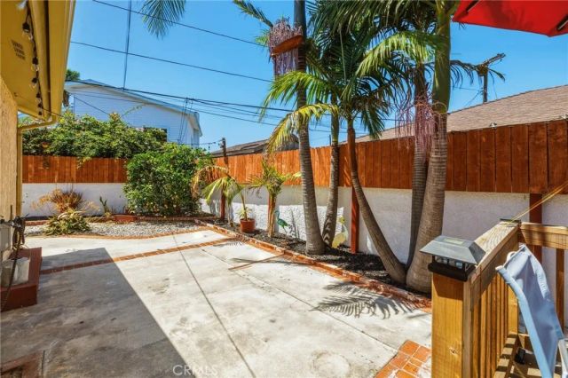 309 S Prospect Avenue, Redondo Beach, CA 90277