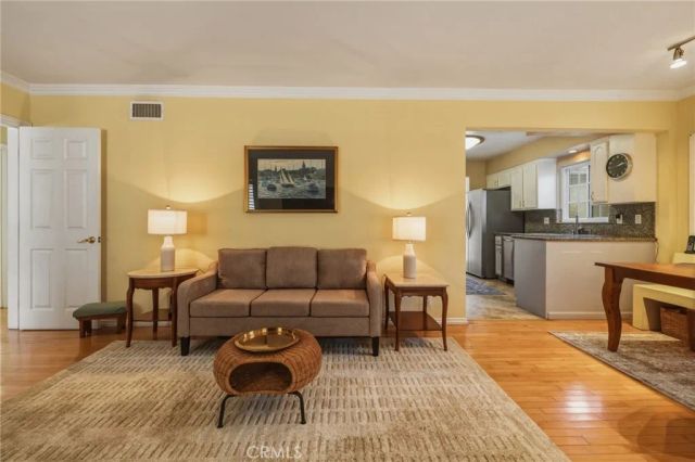 309 S Prospect Avenue, Redondo Beach, CA 90277