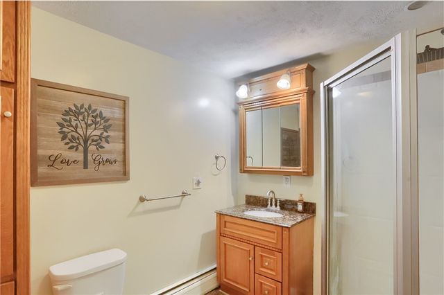 128 Mccaslin Rd, Scott Twp, PA 16101
