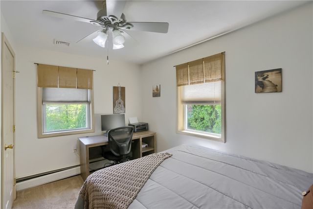 128 Mccaslin Rd, Scott Twp, PA 16101