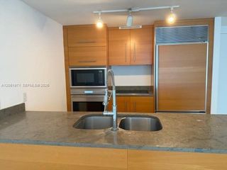 475 Brickell Ave 2411, Miami, FL 33131