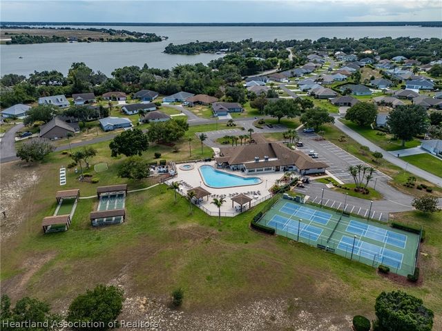 7 Maplewood Court, Lake Placid, FL 33852