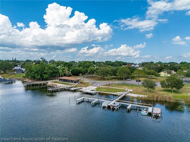 7 Maplewood Court, Lake Placid, FL 33852