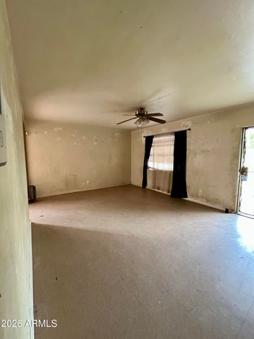 323 N 38TH Avenue, Phoenix, AZ 85009