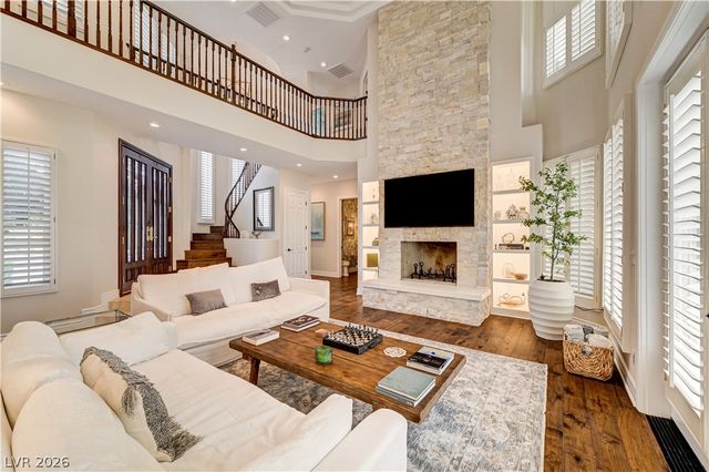 8901 Robinson Ridge Drive, Las Vegas, NV 89117