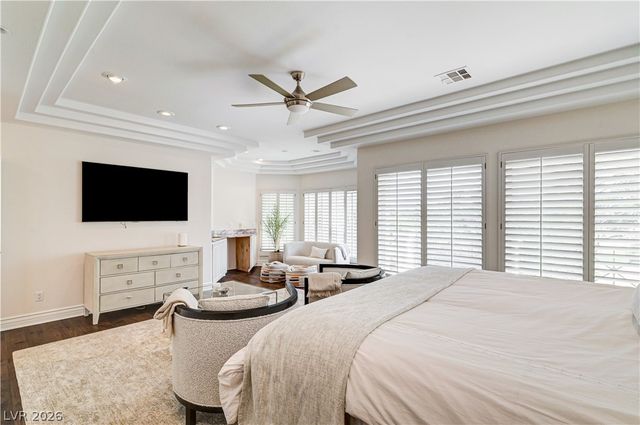 8901 Robinson Ridge Drive, Las Vegas, NV 89117