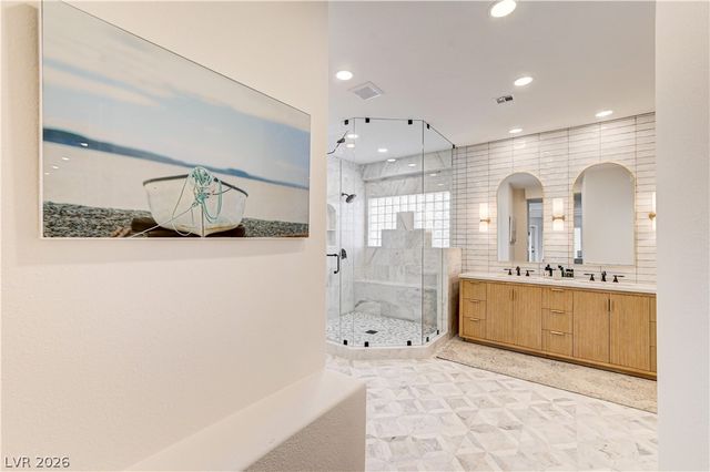 8901 Robinson Ridge Drive, Las Vegas, NV 89117