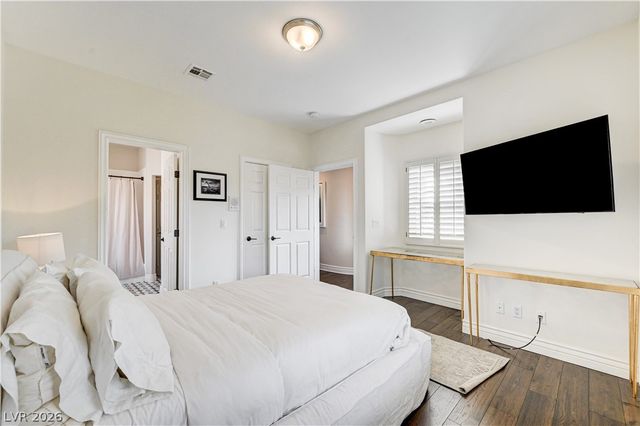 8901 Robinson Ridge Drive, Las Vegas, NV 89117