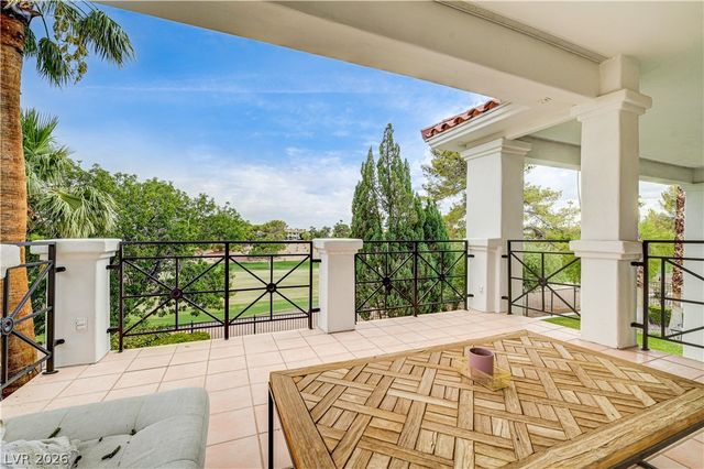 8901 Robinson Ridge Drive, Las Vegas, NV 89117