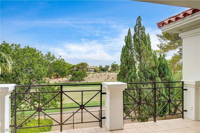 8901 Robinson Ridge Drive, Las Vegas, NV 89117