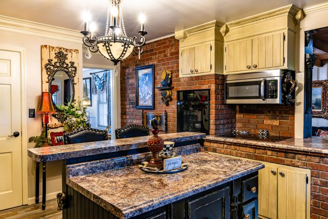 735 Whitley Street, London, KY 40741