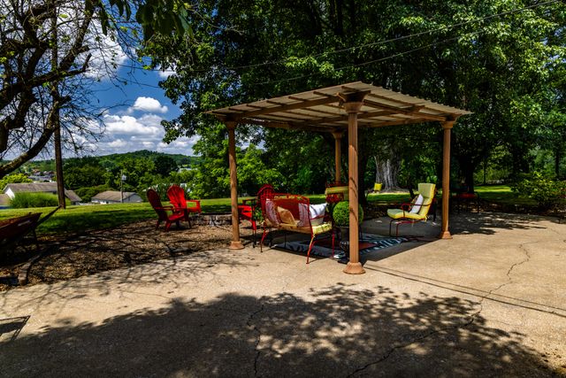 735 Whitley Street, London, KY 40741