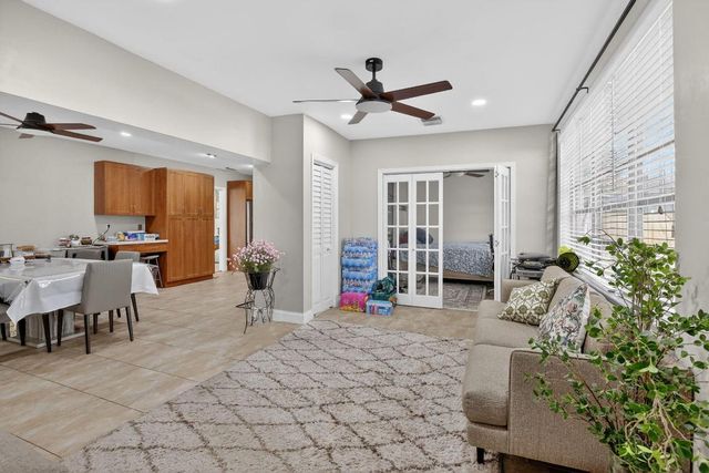 5507 Mckinley Street, Hollywood, FL 33021