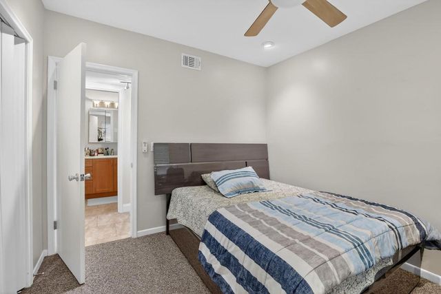 5507 Mckinley Street, Hollywood, FL 33021